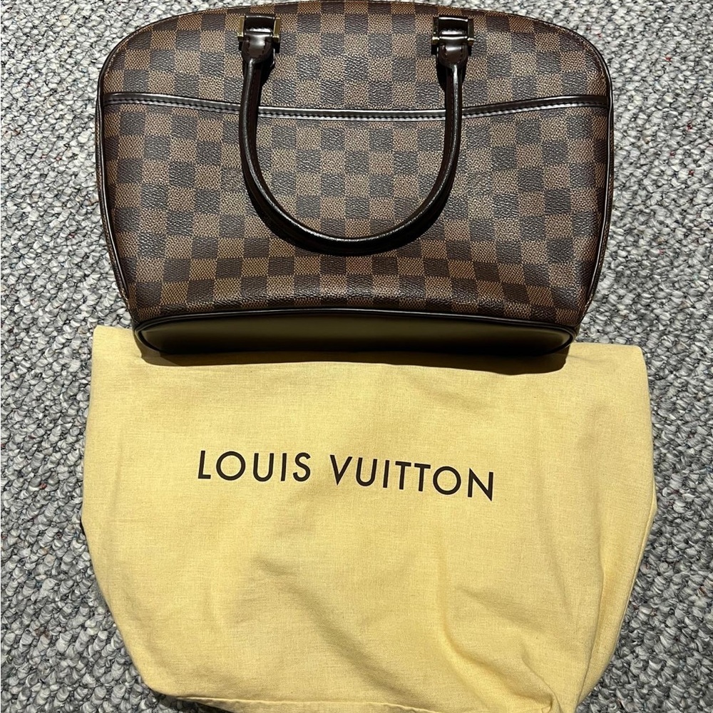 DISCONTINUED 2005 Louis Vuitton medium size Damier Ebene Sarria top handle bag